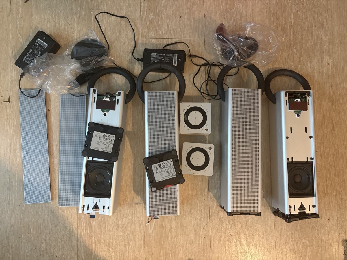 Bang & Olufsen Casse acustiche: Bang & Olufsen BeoSound 3 Set – Difettoso da St-Légier-Chiésaz venduto da jldr1273
