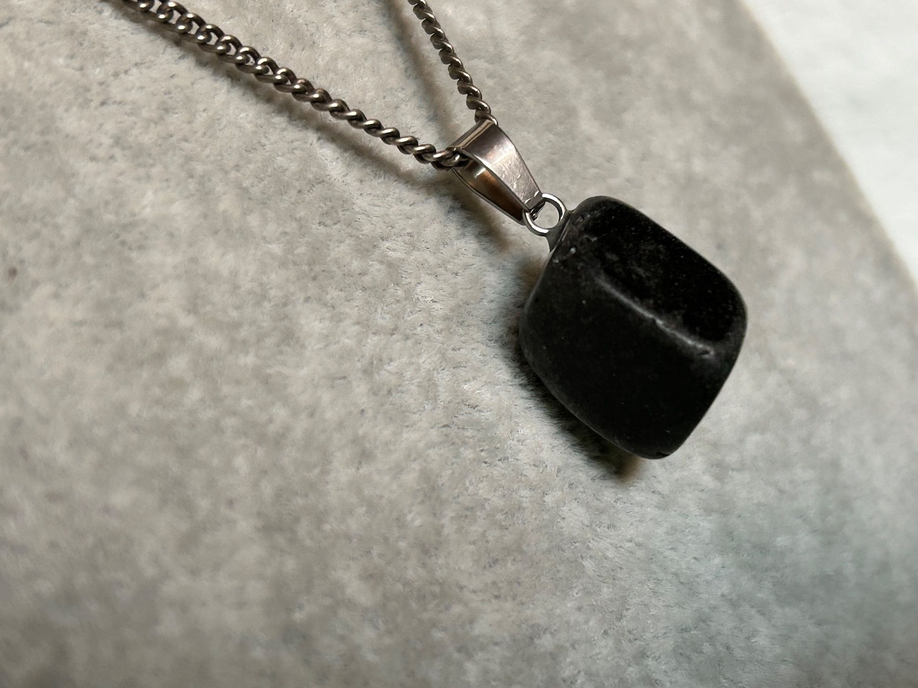 Catenine: Silberkette mit Schutzstein schwarz – Usato da Dittingen venduto da Bellevista 7