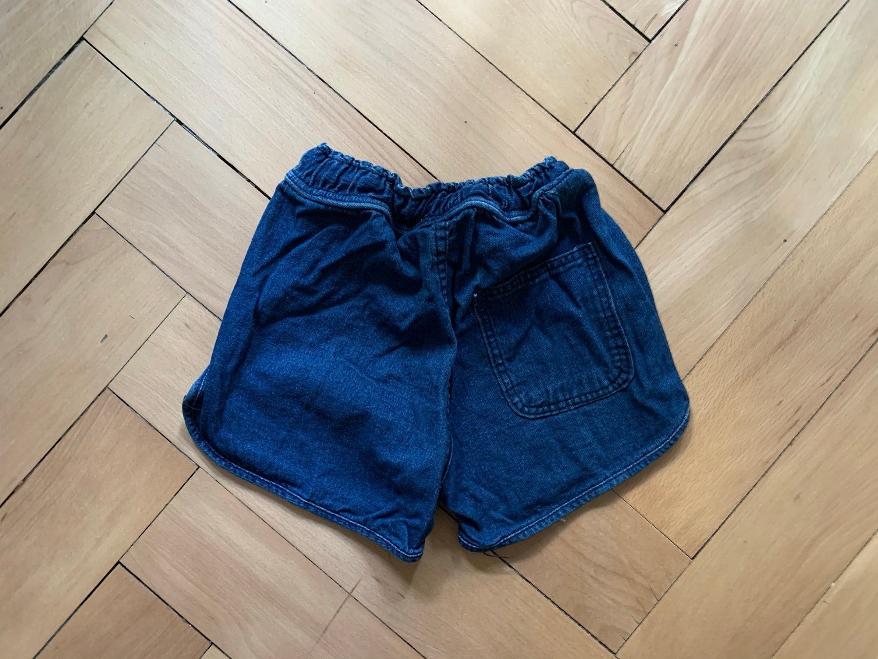Jeans: Jeansshorts dunkelblau - S – Usato da Zürich venduto da Diazaio 1