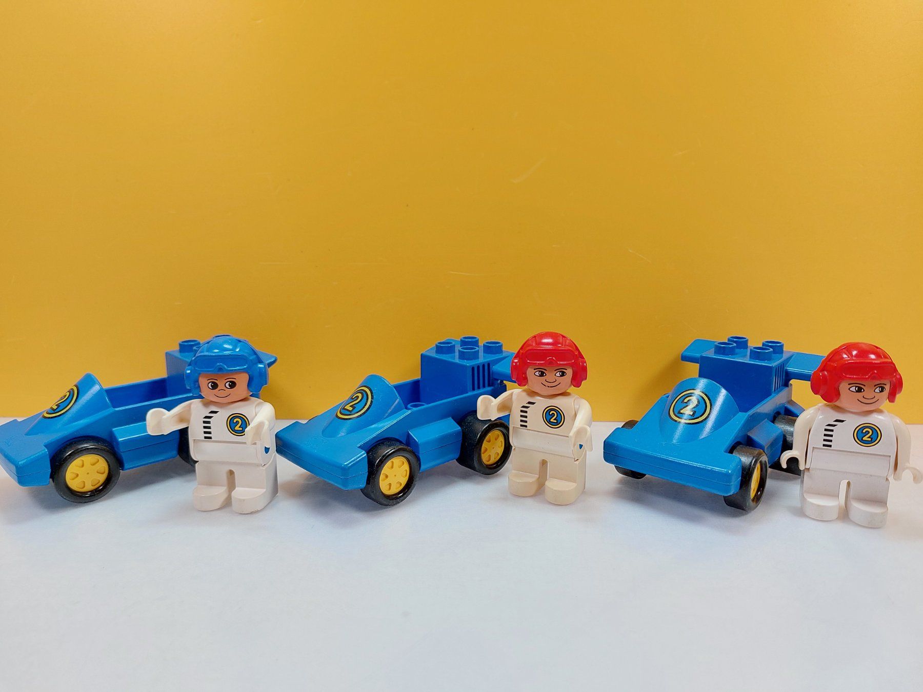 Lego Baukästen: LEGO Duplo 3x 2609 Rennwagen – Gebraucht aus St.Gallen von TinasBauundSpiel 2