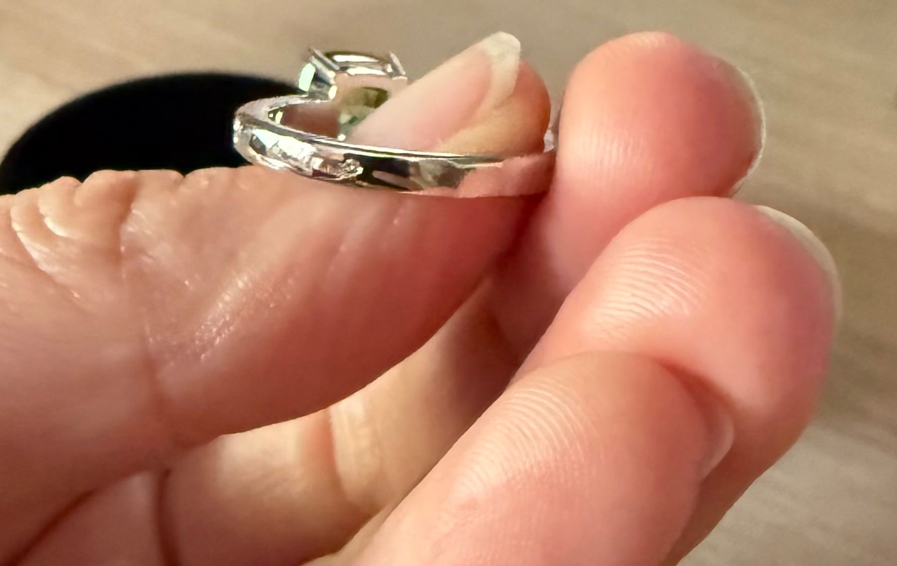Anelli: Tourmaline verte et diamants, or blanc – Nuovo e nell'imballaggio originale da Montreux venduto da hev_mv5m 6