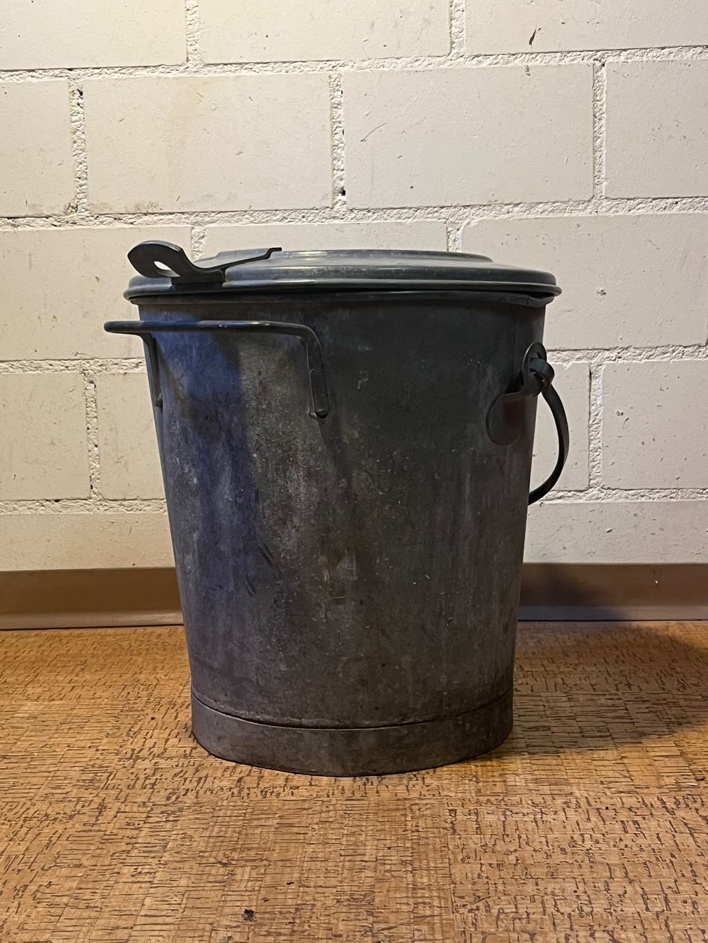 Ochsner Poubelles: Patent Ochsner Abfallkübel – D'occasion à Zürich par Lager_Zeughaus 2