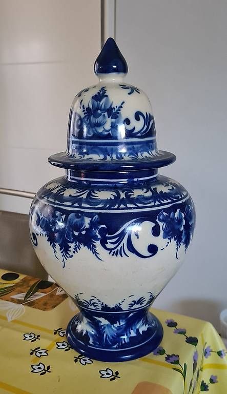 Vasi & Recipienti: Pot du Portugal Antique – Usato da Estavayer-Le-Lac venduto da limo-nade