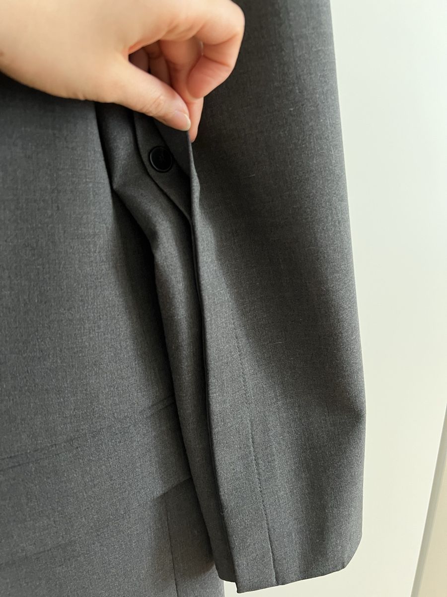 Zara Completi & Tailleur: Zara Blazer, dunkelgrau, oversized – Usato da Luzern venduto da Soeuv 5