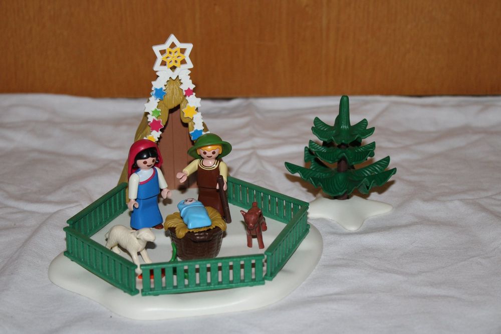  Playmobil Weihnachtsspiel-Krippe (Gebraucht) in Meggen für CHF 5 – mit Motiv 