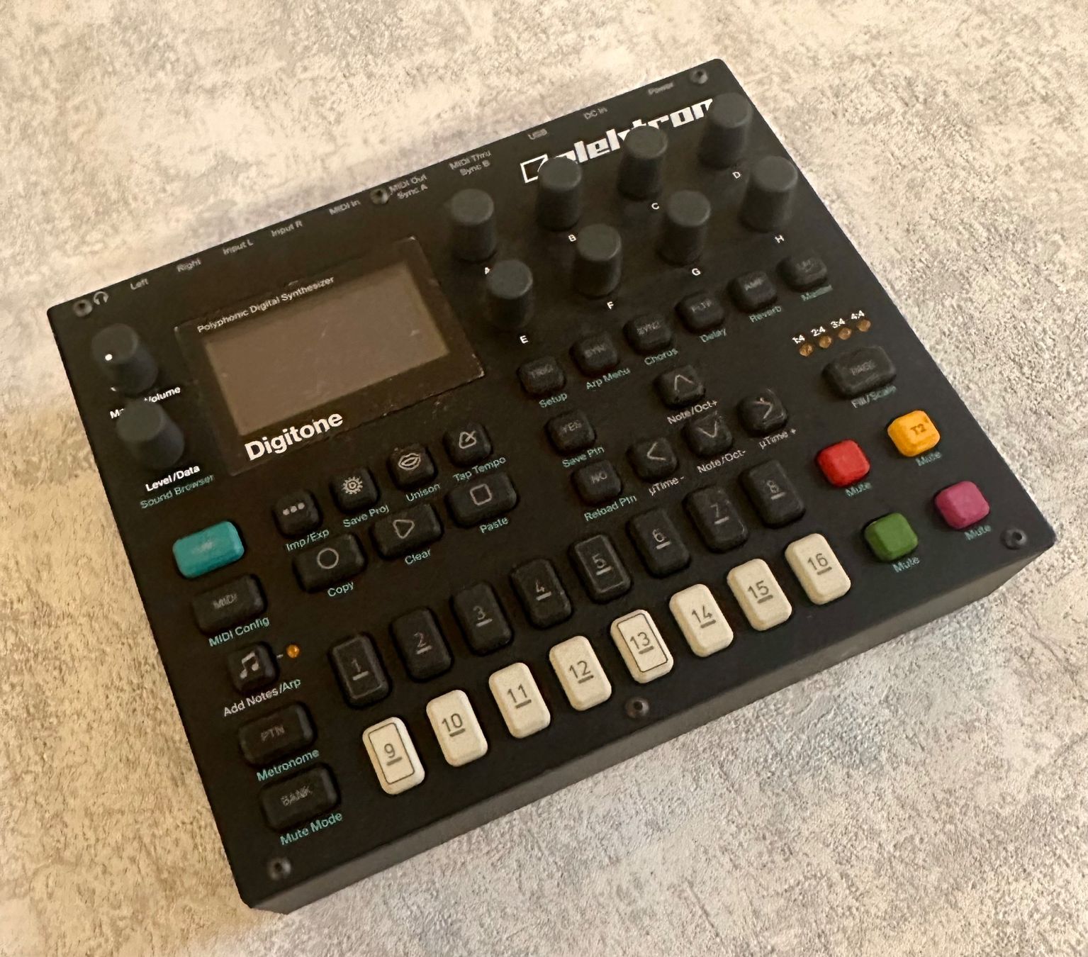Strumenti musicali: Elektron Digitone MKI – Usato da Binningen venduto da spo_dd7f