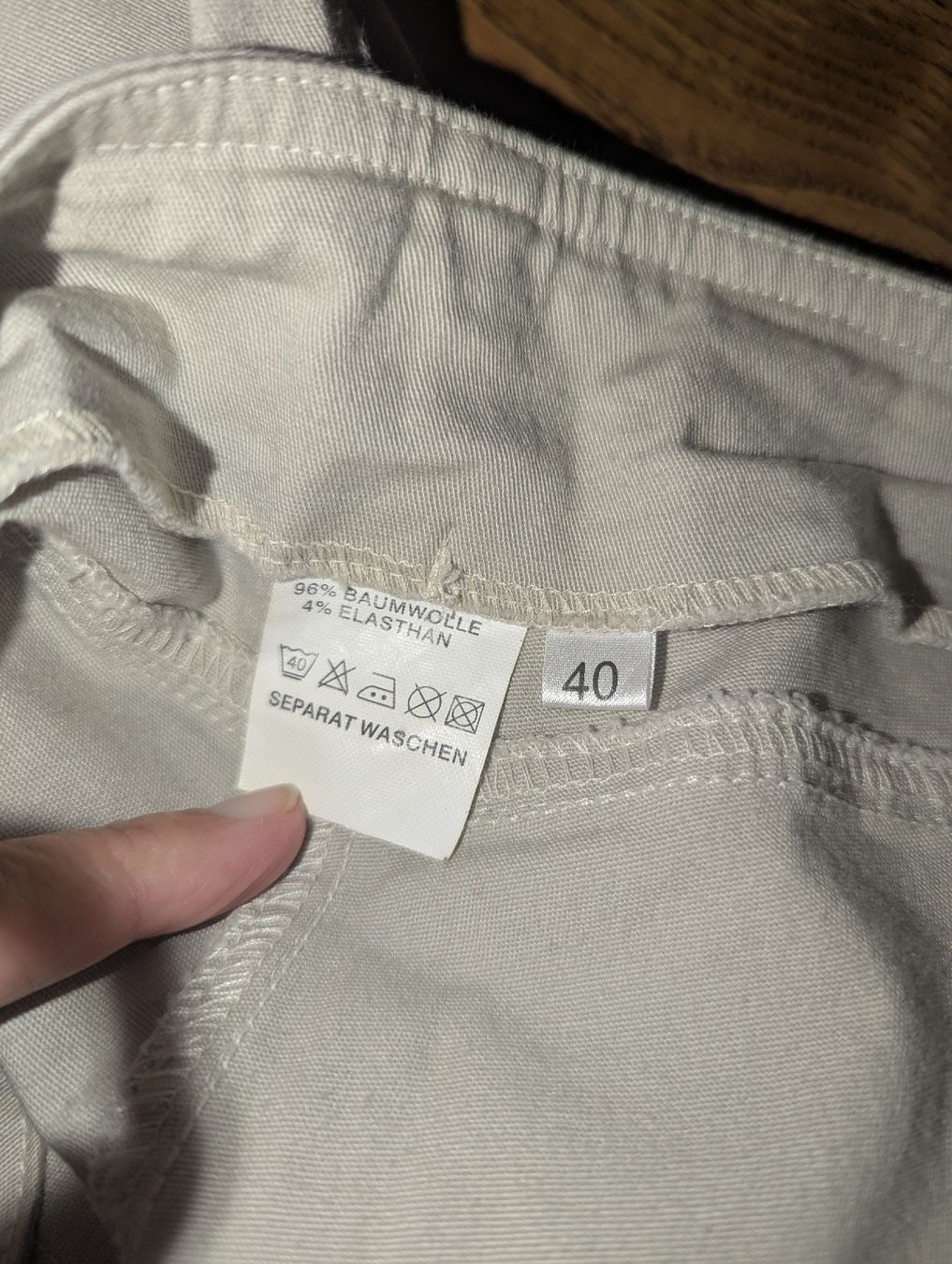 Pantaloni: Figurschmeichler Stretch-Hose Gr. 40 Bootcut 96% Baumwolle – Usato da Altendorf venduto da Eistoelter 2