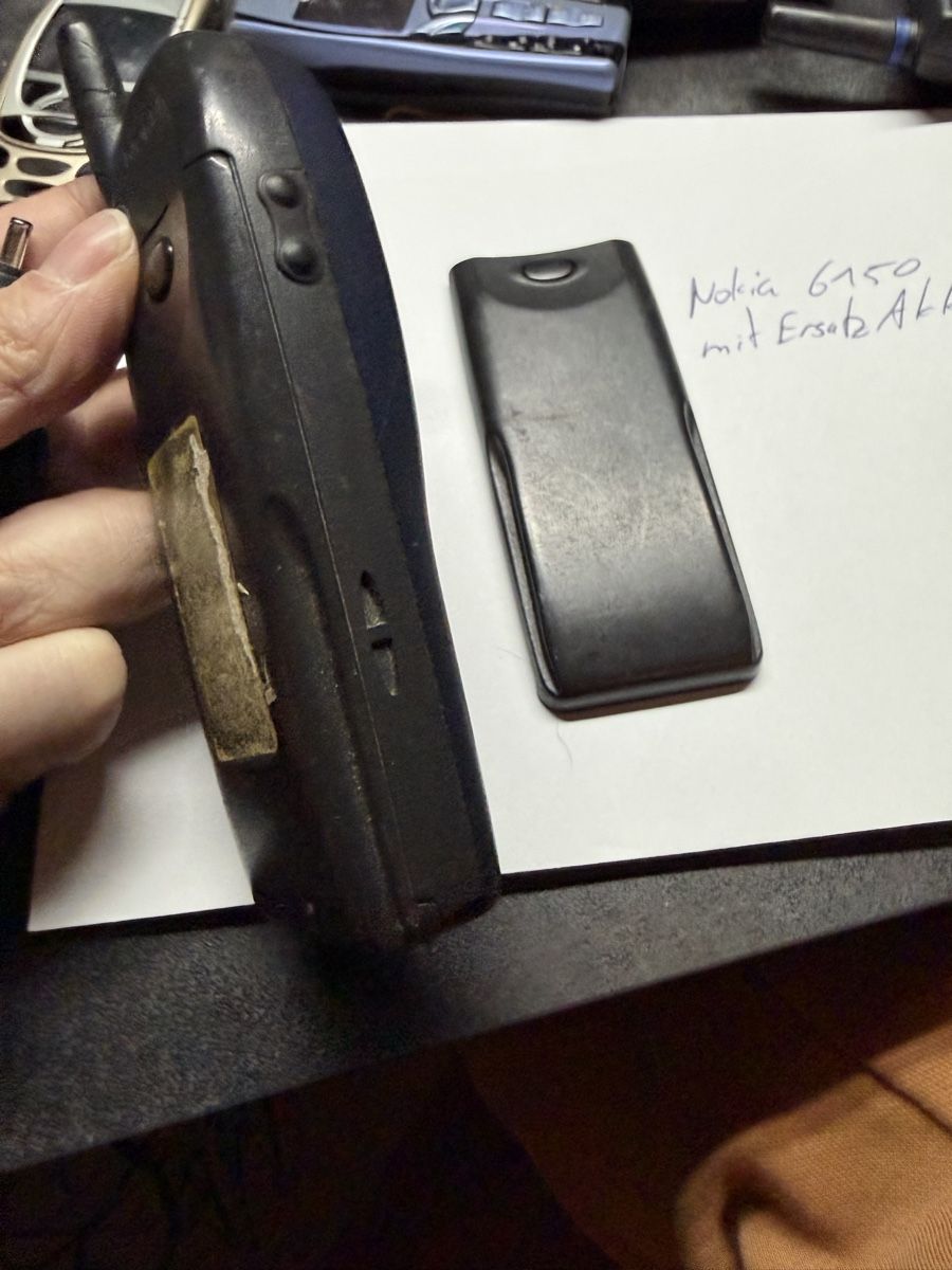 Nokia Telefoni cellulari / Smartphones: Nokia 6150 mit Ersatzakku – Usato da Wettingen venduto da NickInc 5