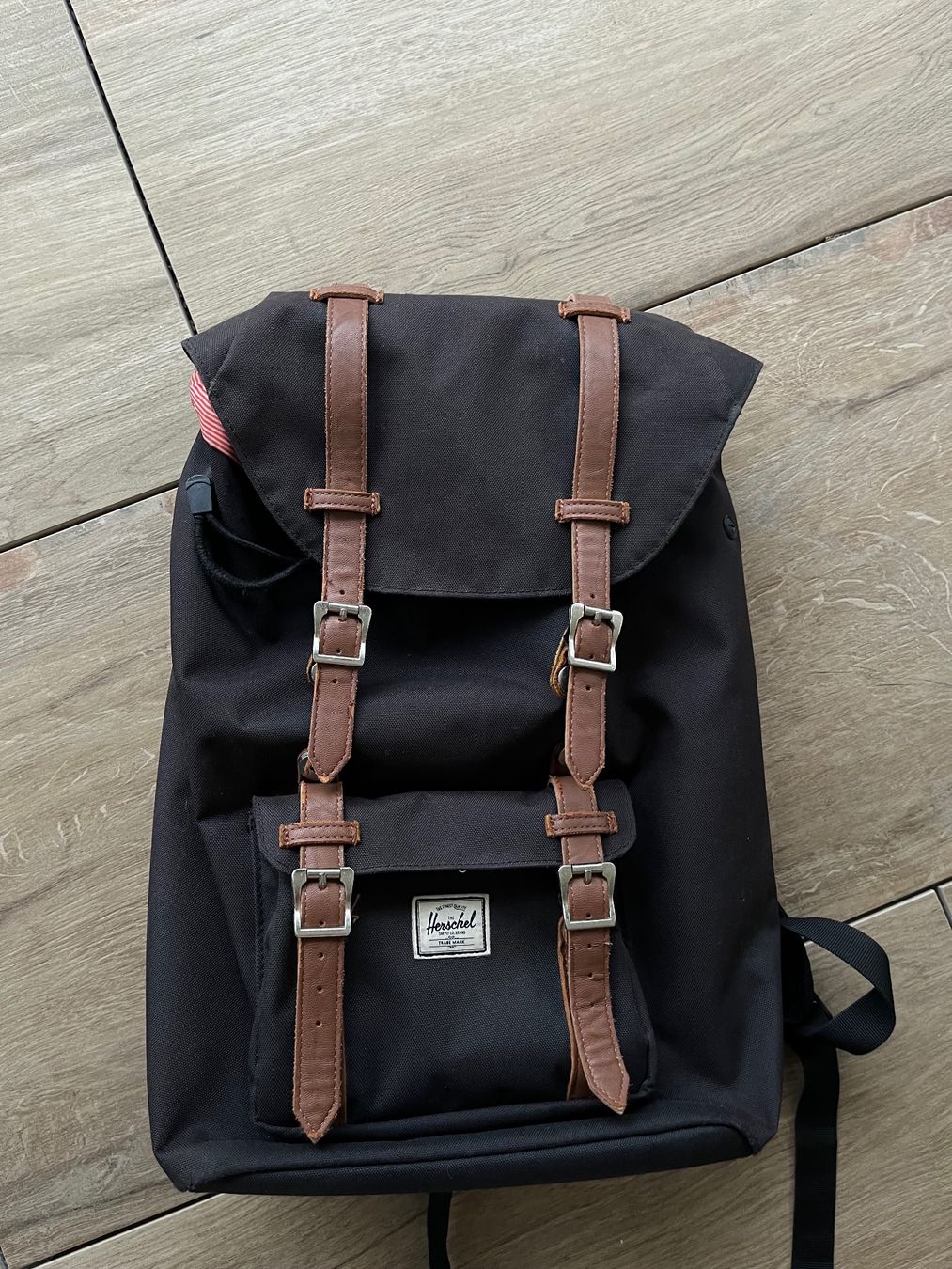 Herschel Rucksäcke: Rucksack Herschel unisex – Gebraucht aus Zuzwil SG von dieschnellemichelle