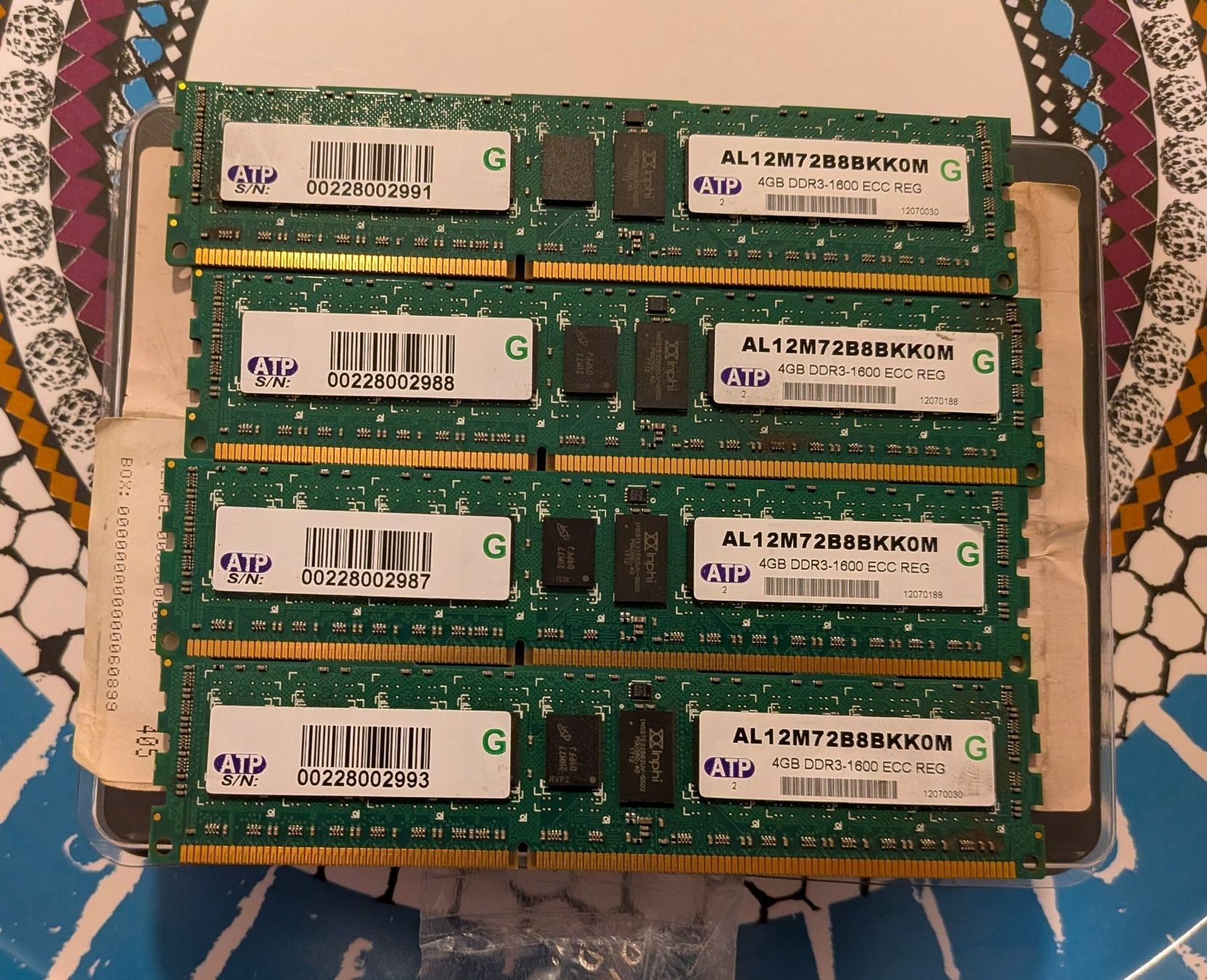 Memoria / RAM: 4x 4GB DDR3 PC-12800 Registered RAM – Usato da Münchenbuchsee venduto da Gohst1