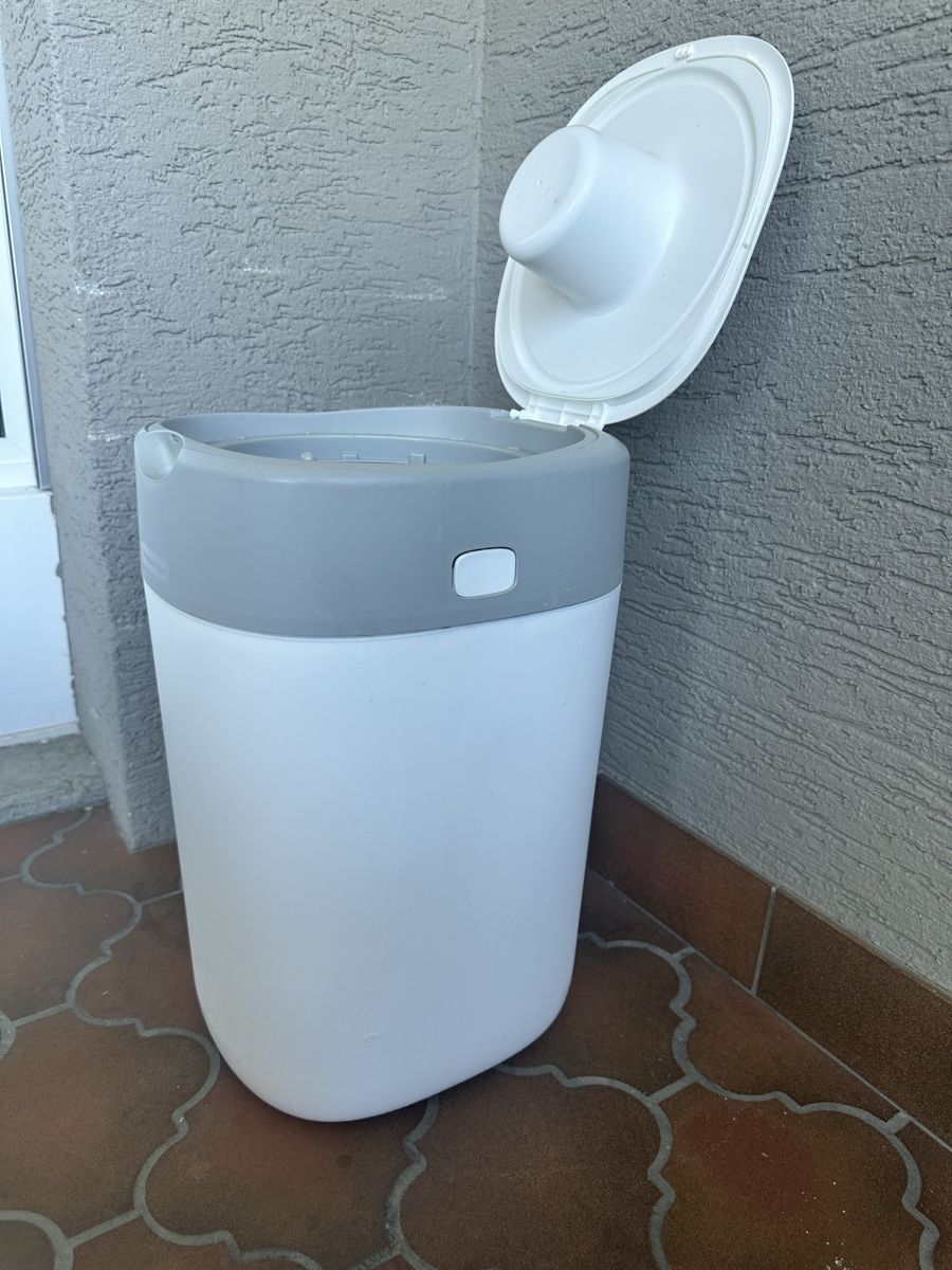 Cestini per rifiuti: Sangenic Nappy Disposal Bin Used White Grey – Nuovo (secondo la descrizione) da Rüschlikon venduto da G_q7pw