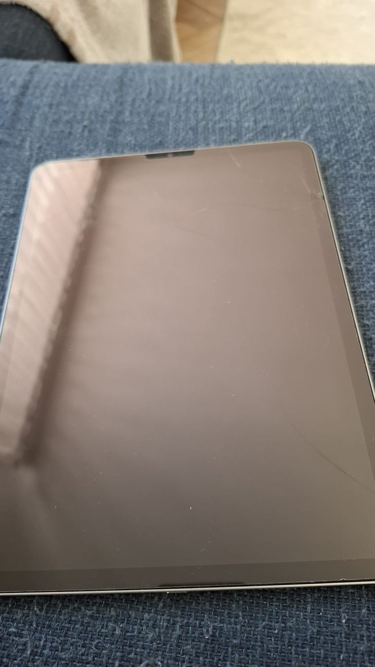 Apple Tablet PC: ipad 11 pro 4.gen – Usato da Luzern venduto da ziyaince40 1
