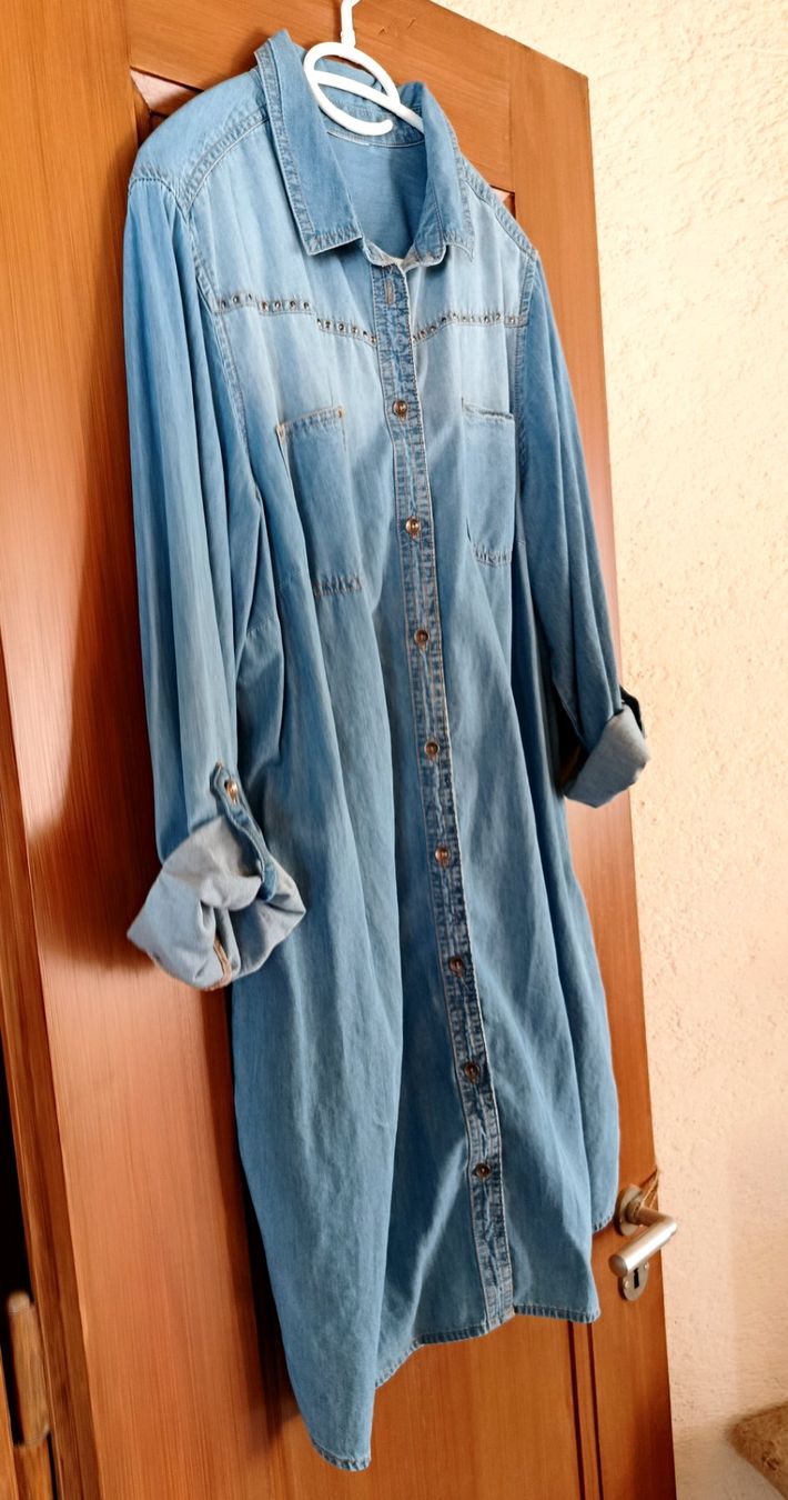 Camicette: Jeans-Bluse / Jeans-Hemd lang Grösse L – Usato da Bern venduto da Delphin77 1