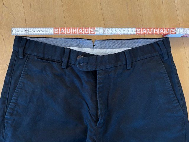 Massimo Dutti Pantaloni: Massimo Dutti Herren Hose, Gr. 40, dunkelblau – Usato da Bergdietikon venduto da Zilpzalp84 2