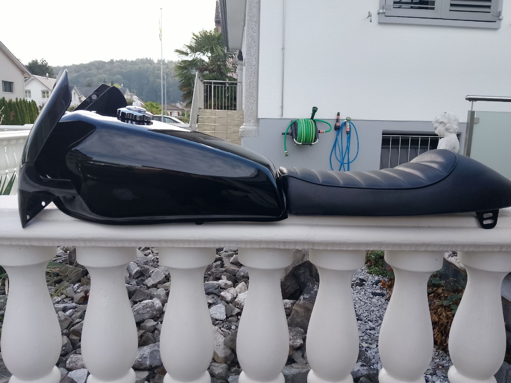 Strada: CafeRacer – Nuovo e nell'imballaggio originale da Däniken SO venduto da officina82