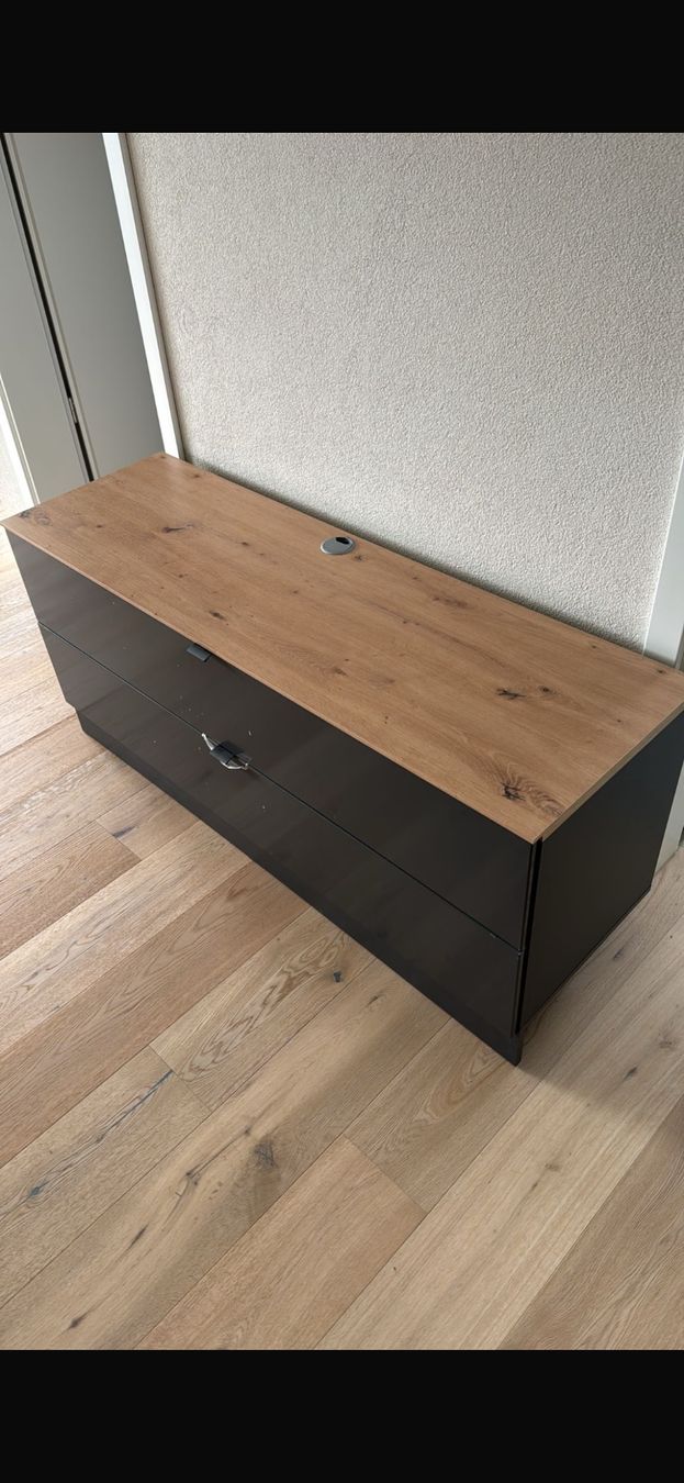 Mobili TV: TV Möbel – Usato da Ennetbürgen venduto da plackpearl 3
