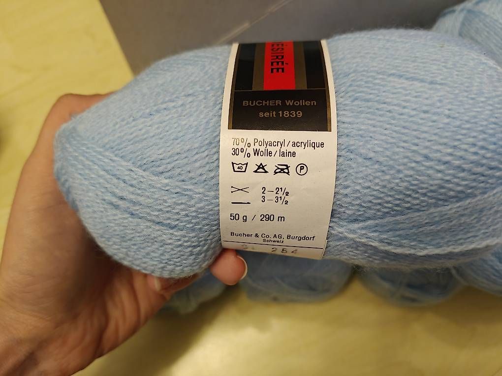 Wolle: Bucher Strickwolle Desirée hellblau – Gebraucht aus Schiers von ver_ddm2 1