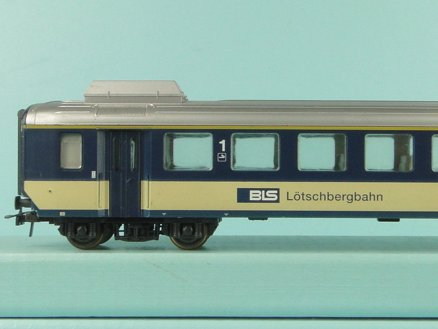 Lima Trains électriques: LIMA 309510 BLS Salon Bleu – D'occasion à Bülach par cann11 5