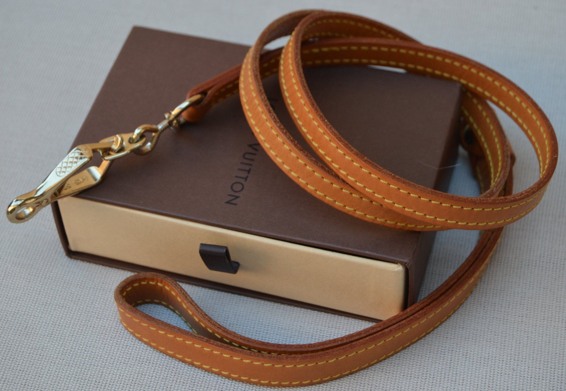 Guinzagli & Collari: Louis Vuitton Leine / laisse – Usato da Collonges venduto da Auganien 4