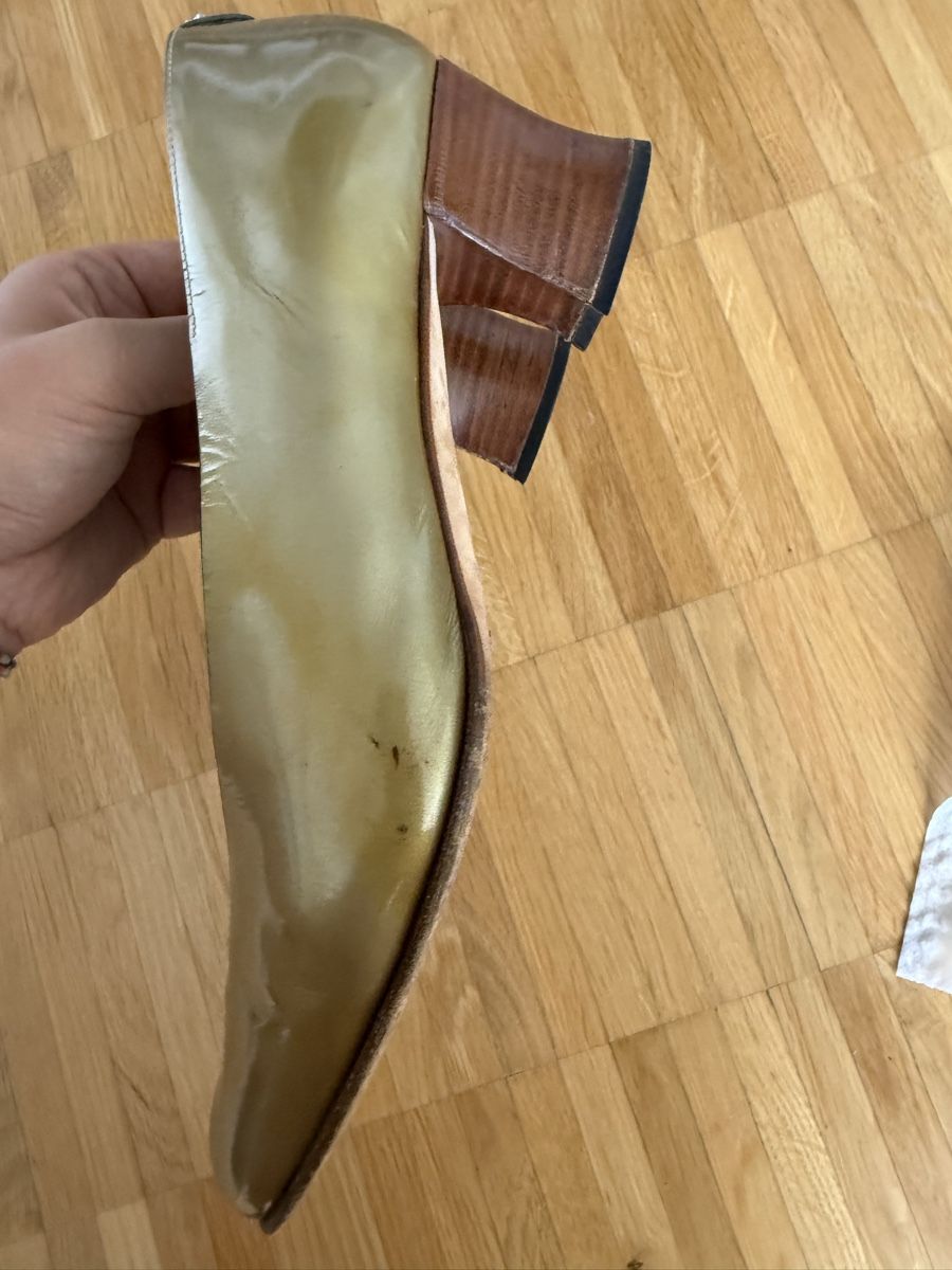 Damenschuhe: Pollini Vintage Pumps – Gebraucht aus Wallisellen von galgiu 3
