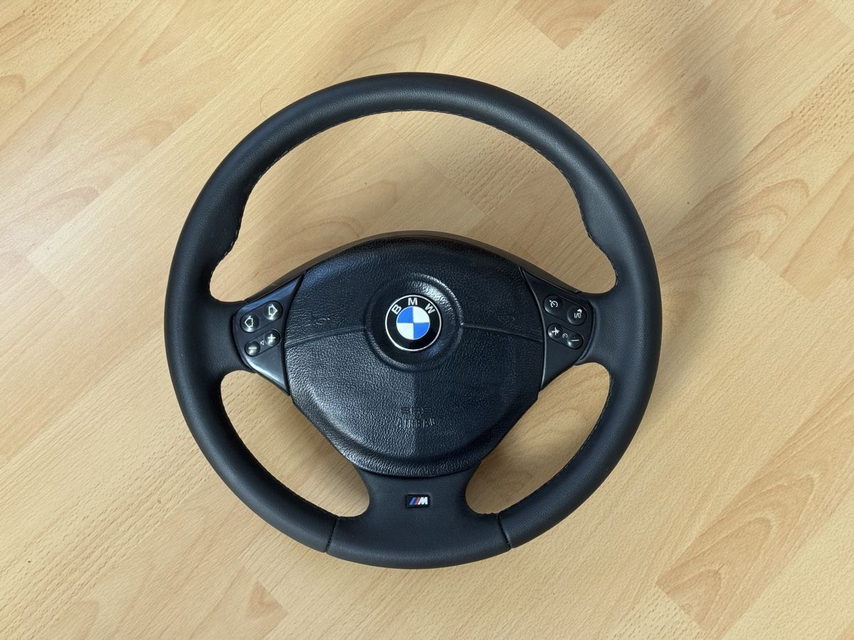 BMW Tutti pezzi di ricambio auto: BMW E38, E39 90er Lederlenkrad Multifunktion, neu bezogen – Usato da Frauenfeld venduto da can_touch_this