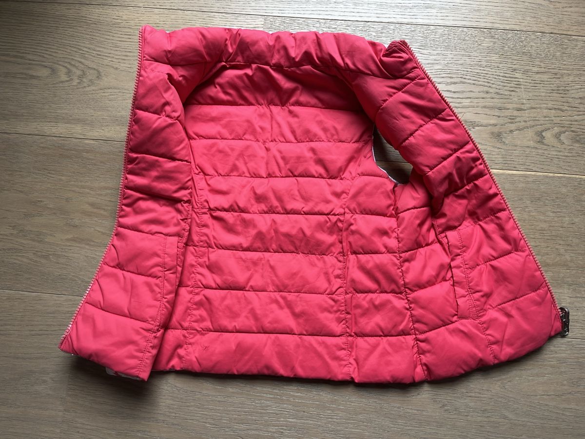 Benetton Sonstige Mädchenkleider: Wendbare Weste-Gilet Gr 5-6 jhare – Gebraucht aus Vaglio von Irukaijiu 1