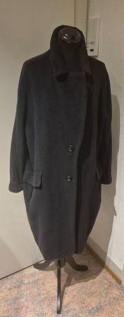 Elegante Mantel in schwarz, Gr. 6 =44, Top Zustand Marc Cain
