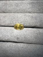 Naturaler Sapphire Gelb 3.74 ct. mit Zertifikat