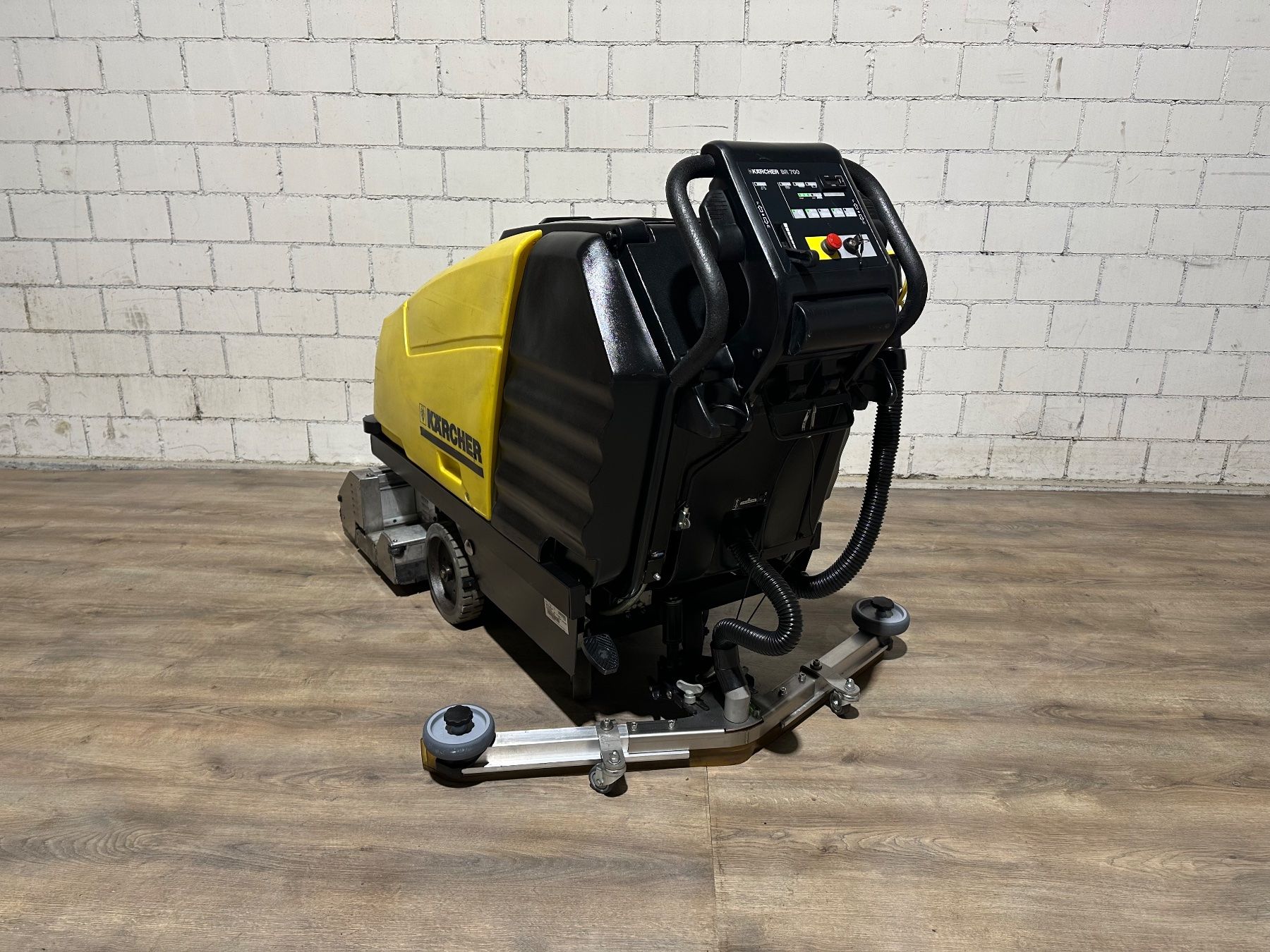 Kärcher Tutte le macchine: Kärcher BR 700 Neuw. Batterien Taski – Usato da Bettwiesen venduto da chili1 2