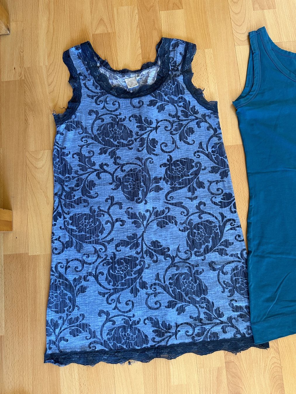 Deerberg Tops: Deerberg Tops – D'occasion à Luzern par Sesilija 1