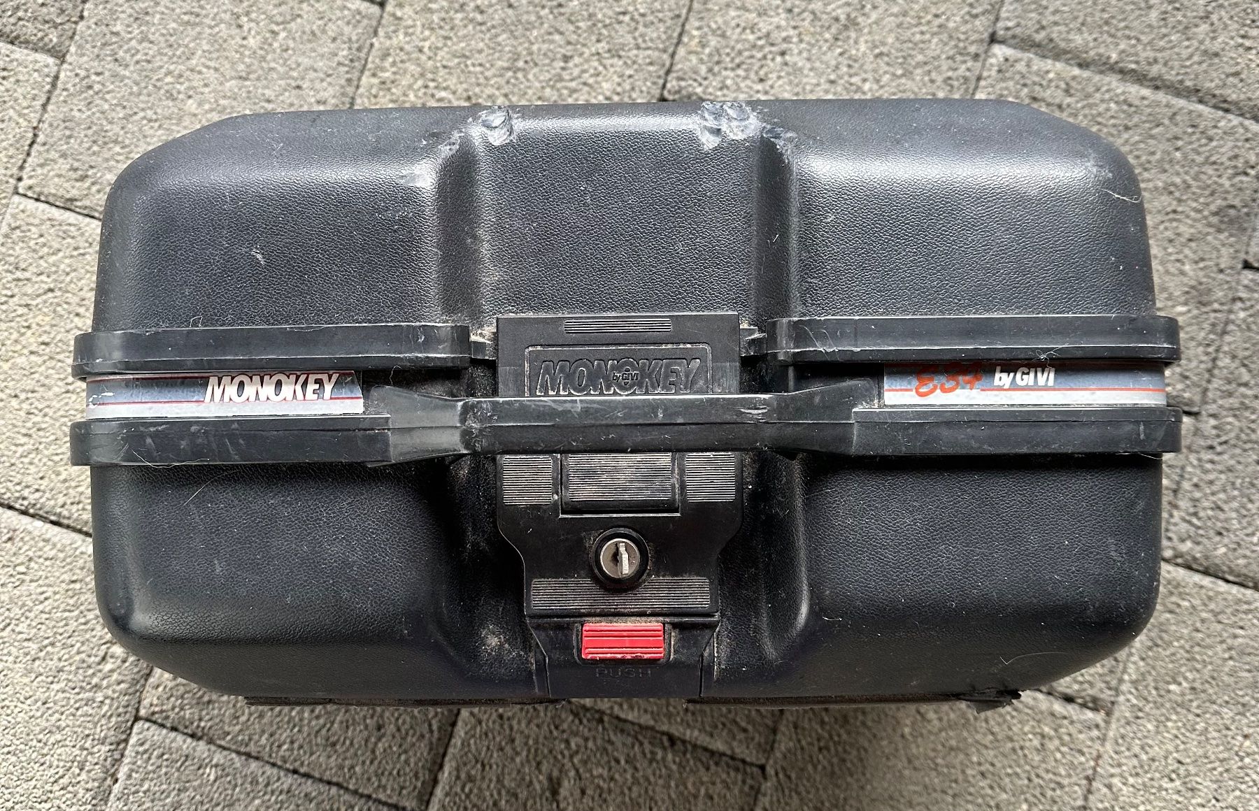Givi Topcases: Givi Topcase Monokey, alt – D'occasion à Hauenstein par lapaseiamali 1