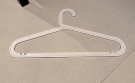 225 Kleiderbügel weiss top Zustand