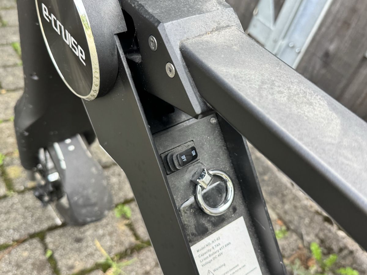 Mini Bikes: E-Cruise Roller – Defekt aus Otelfingen von Hargul 2