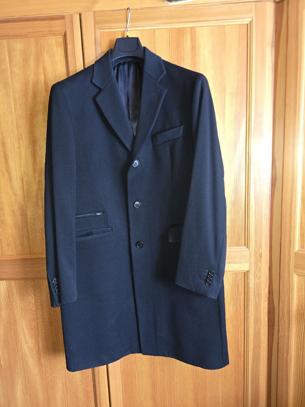 Cappotti: Cappotto uomo nero classico – Nuovo e nell'imballaggio originale da calpiogna venduto da dadalter