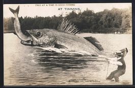 Timmins, Mann fischt nach riesigem Fisch