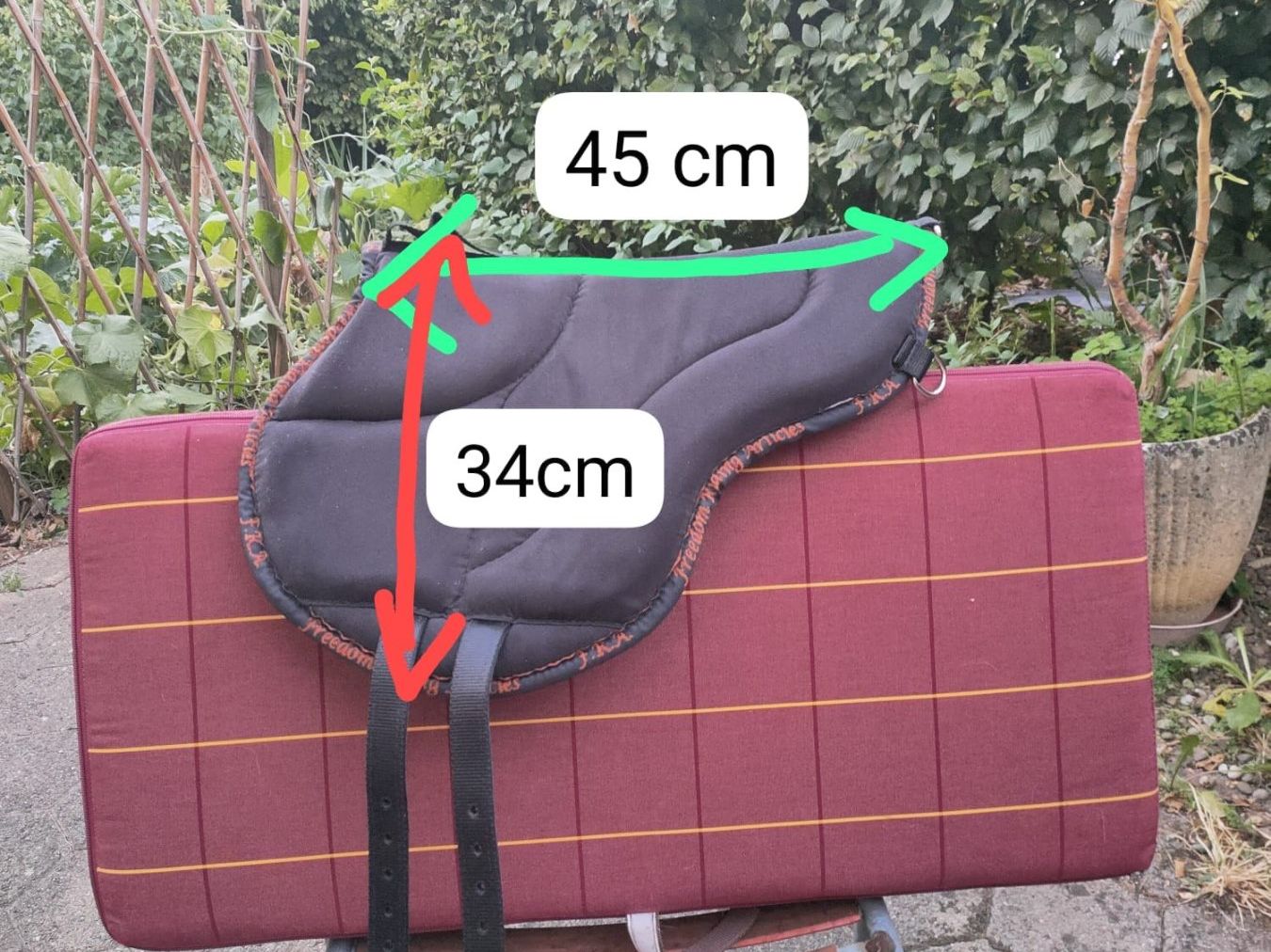 Selle & Accessori: Anatomisch geschnittenes Reitpad/Barfusssattel – Nuovo (secondo la descrizione) da Lengnau AG venduto da Davidl01 3