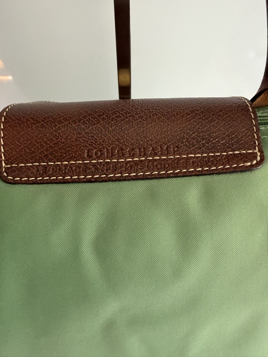 Longchamp Taschen für Damen: Original Longchamp Le Pliage M Grün – Gebraucht aus Vionnaz von b_f_d_r_g 2