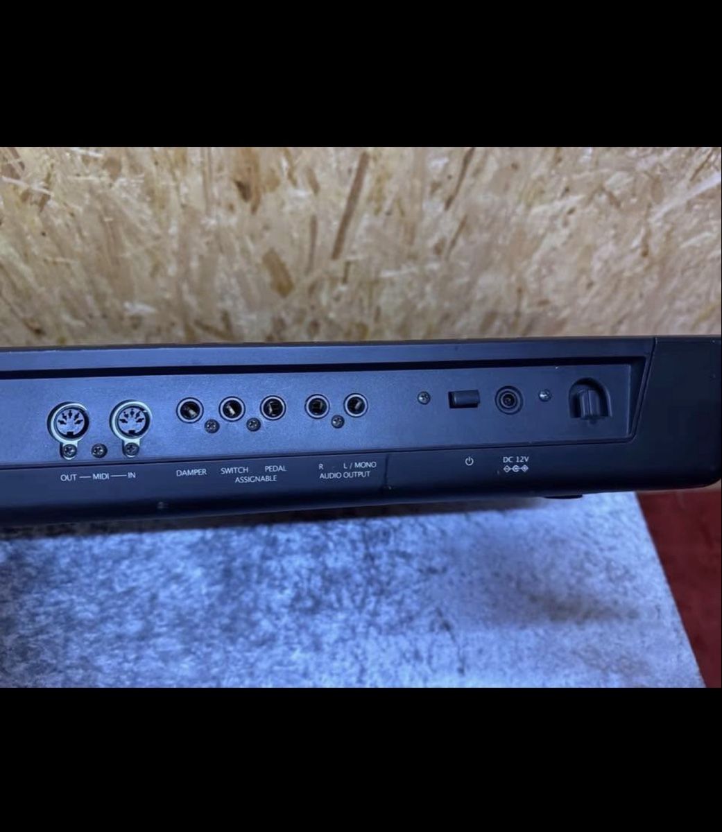 Korg Instruments de musique: Korg Krome – D'occasion à Glarus par B2K 2