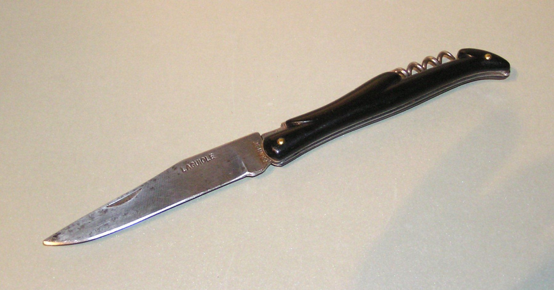Laguiole Couteaux de poche: LAGUIOLE TASCHENMESSER SACKMESSER – D'occasion à Grenchen par Antique-hunter