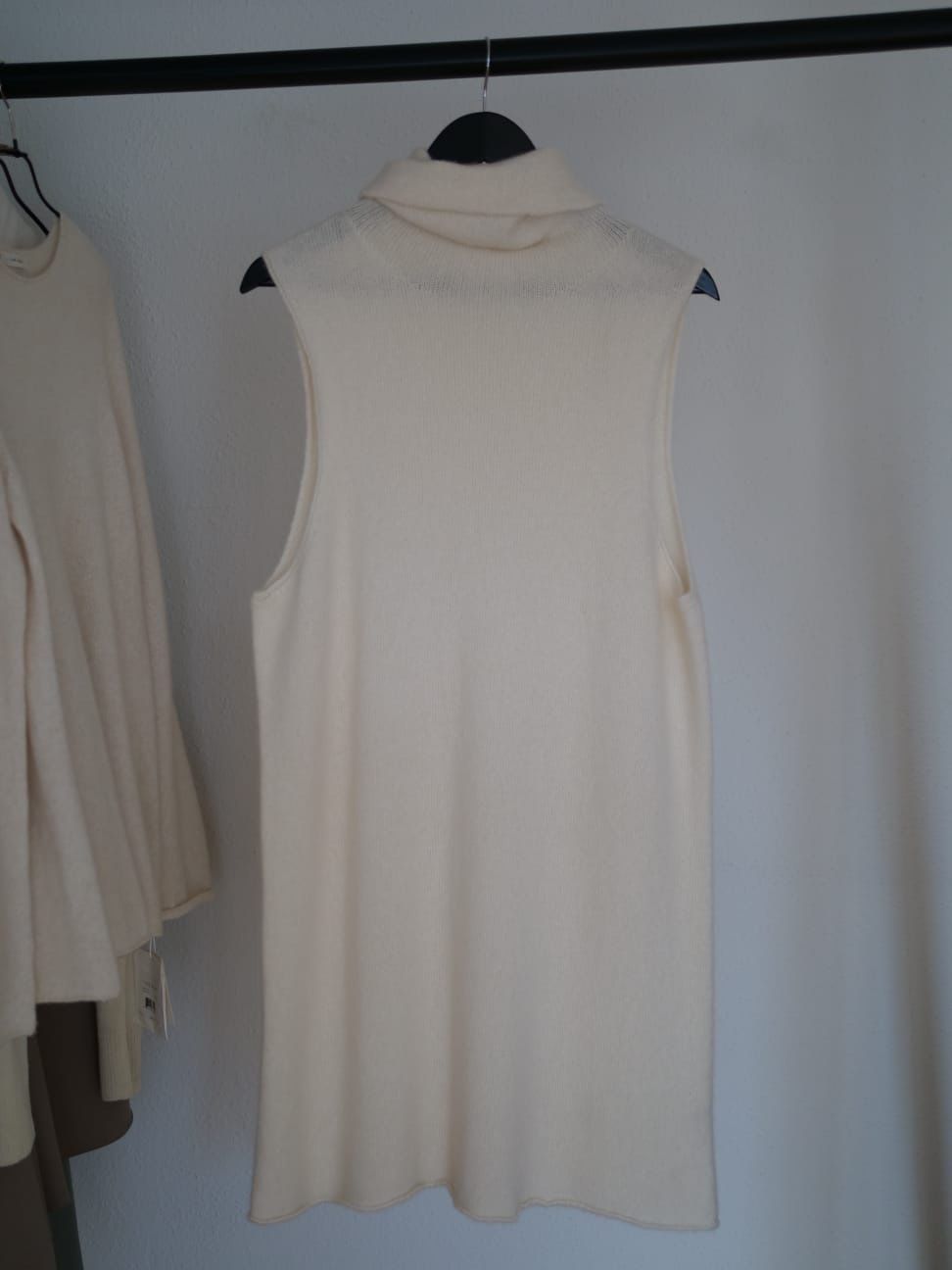 Tuniche: The row cashmere tunic/L – Nuovo (secondo la descrizione) da Basel venduto da TIMELESS-FASHION