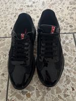 Prada Cups Schwarz