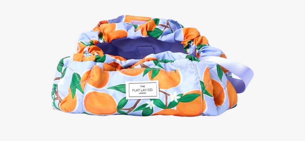 Custodie per cosmetici: Flat Lay Co. Kosmetiktasche Orangen – Usato da Zürich venduto da Rpapad 1