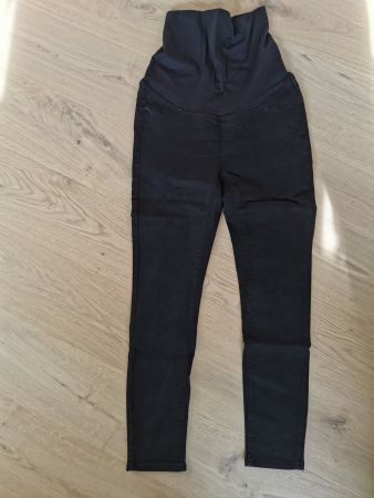 Schwarze Umstandsjeans von ONLY, Grösse L, NEU!