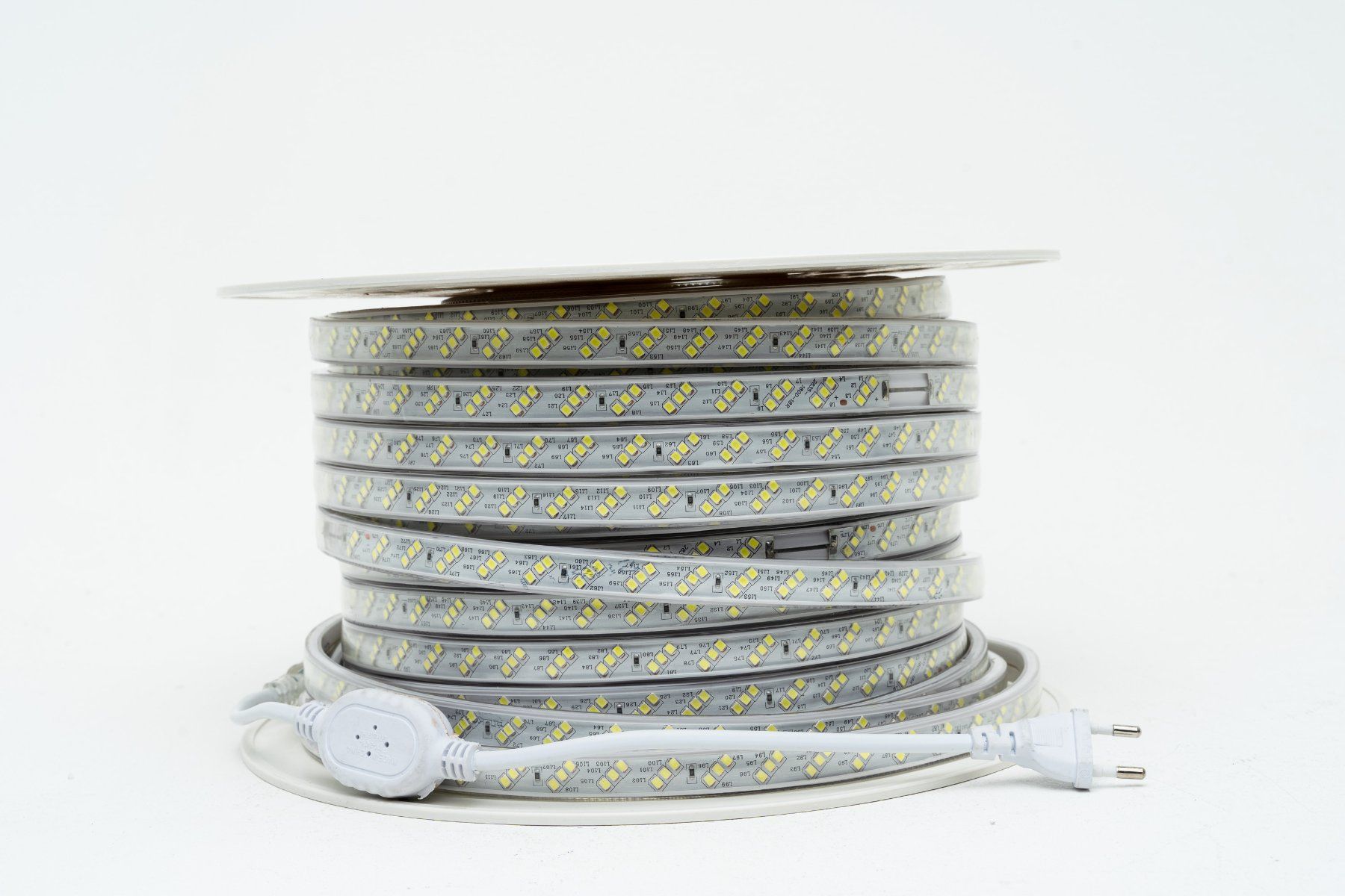 Ghirlande e barre luminose: 50M  230V  LED Streifen – Nuovo e nell'imballaggio originale da Zürich venduto da Elektro-Material 2