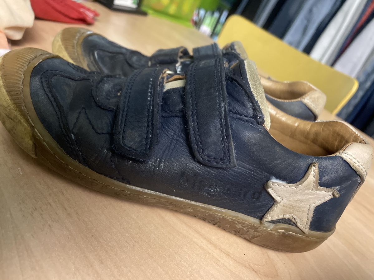 Bisgaard Scarpe per ragazzi: Blaue Bisgaard Leder Sternli Schuhe Gr.32 – Usato da Obergerlafingen venduto da cabo4