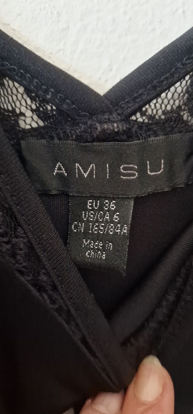 Kleider: Amisu Kleid, Schwarz, Grösse 36, mit Spitze, – Gebraucht aus Romanshorn von REALJessiB 3