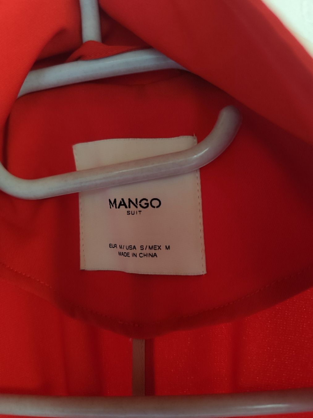 Mango Manteaux: Roter Mantel Mango Grösse M wie neu – Neuf (Voir description) à Zürich par Claudia_Zueri 1