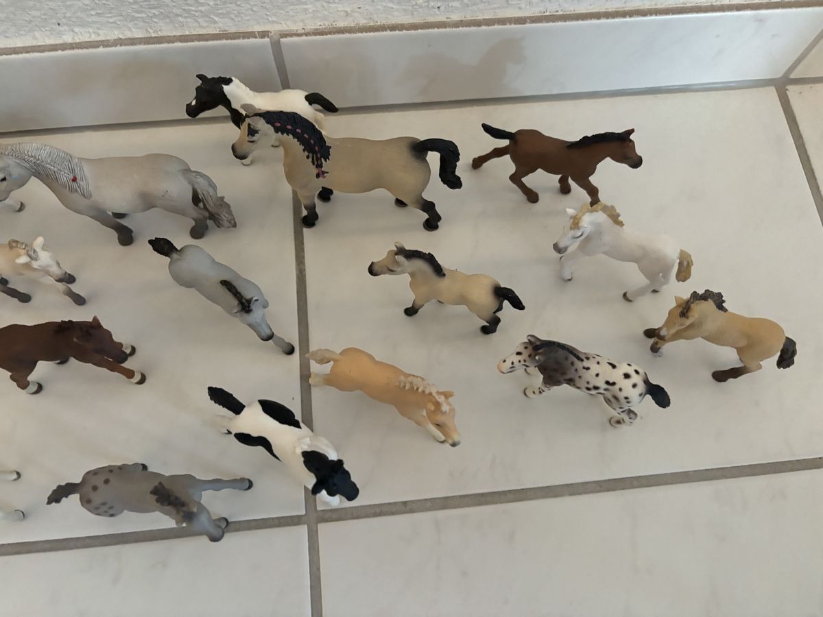 Schleich Figurines: Grosse Schleich Pferde Sammlung – D'occasion à Uetikon am See par Winnieclaudia 4