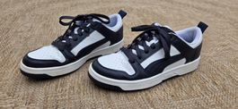 Low-Top Sneaker der Marke Puma, Gr. 39