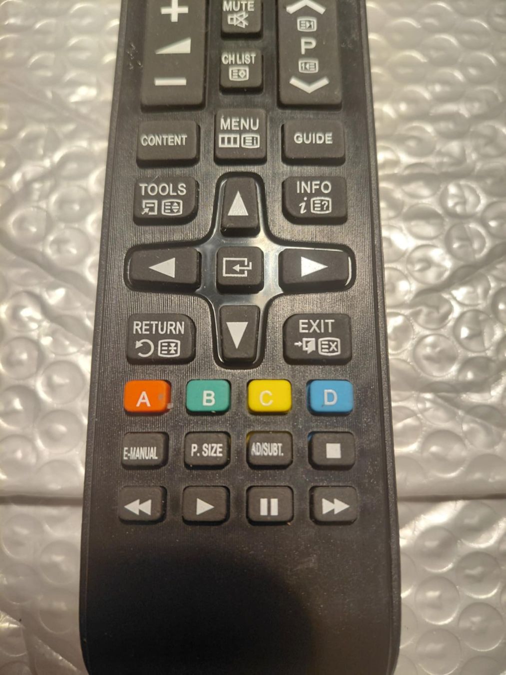 Samsung Fernbedienungen: Télécommande TV universelle pour tous les modèles SAMSUNG – Neu und originalverpackt aus Minusio von graziano11 6